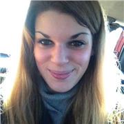 Laureata in lingue offre lezioni di inglese e francese, da sempre con ottimi risultati